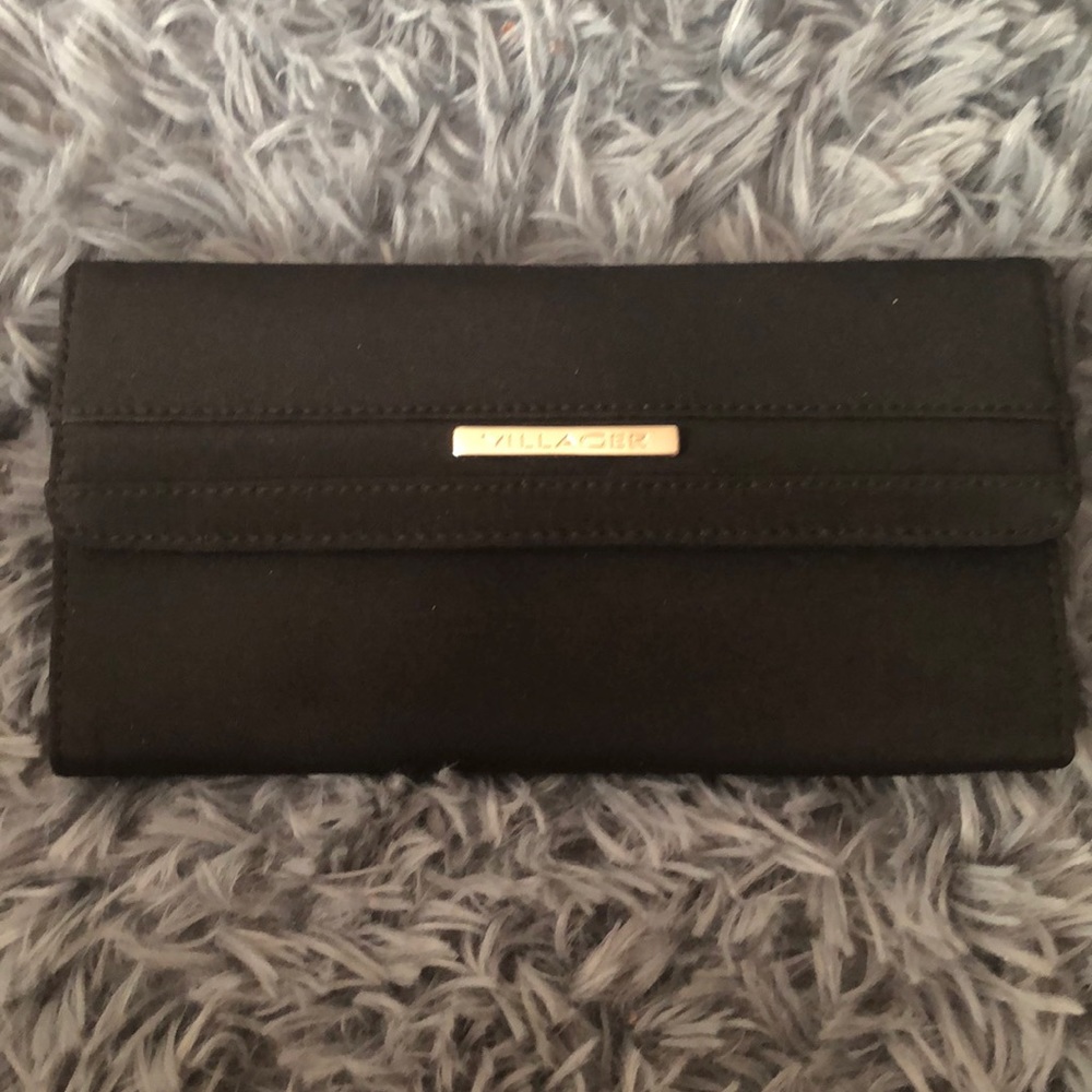 NEW Liz Claiborne wallet